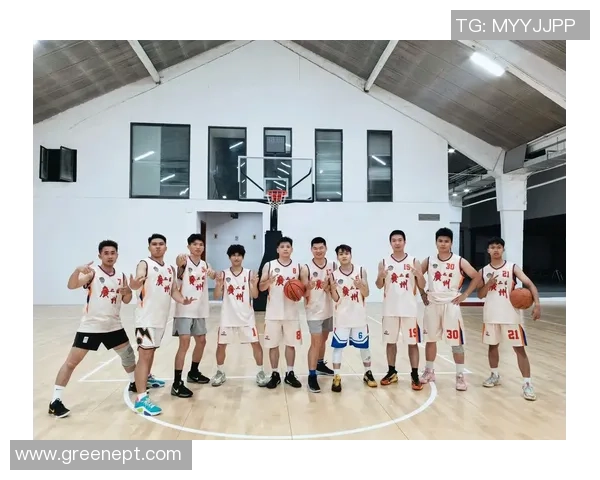 如何与热爱篮球的朋友展开深入有趣的交流与讨论